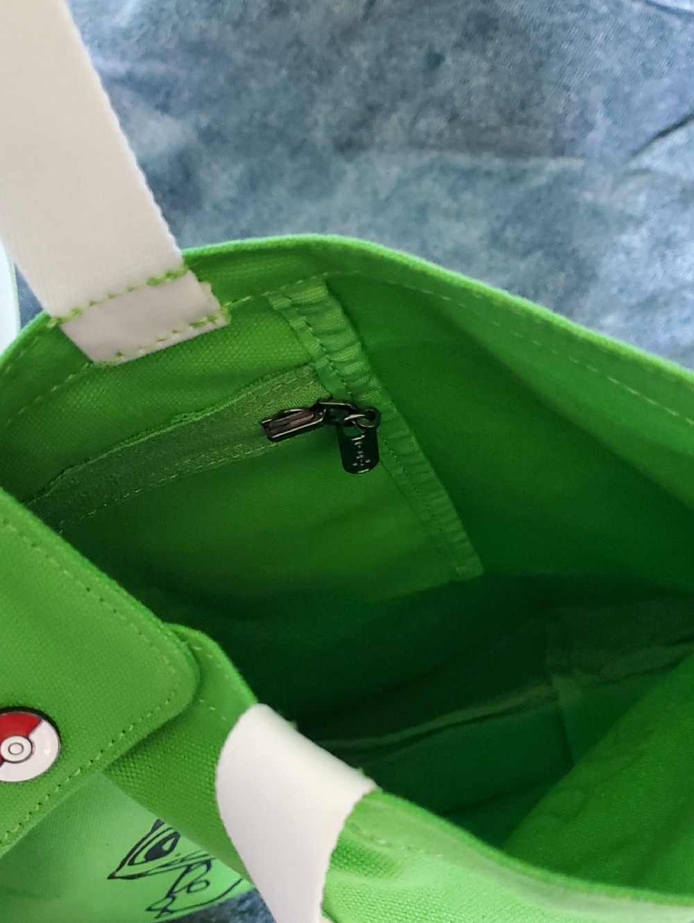 Pokemon x Target Bulbasaur Green Foldable All-in Tote Bag - Picture 9 of 9